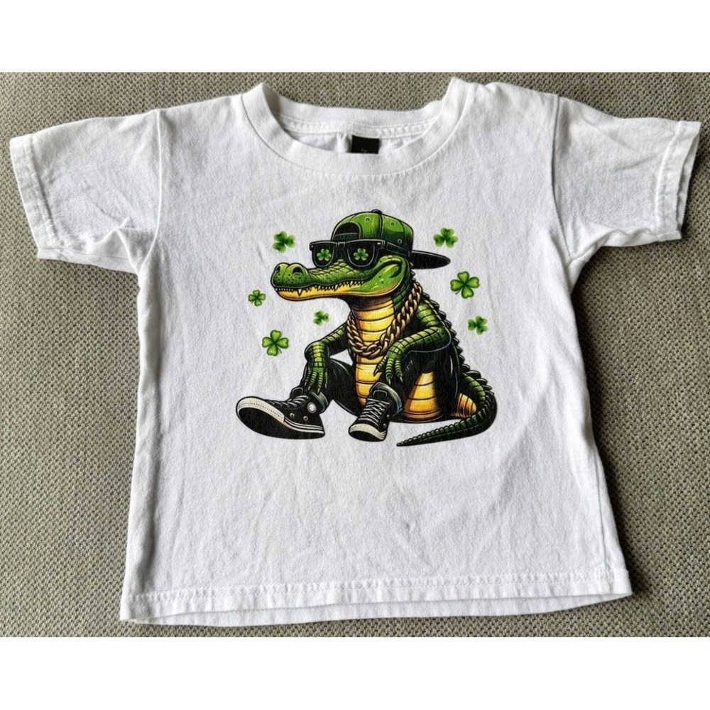 Gildan Heavy Cotton Alligator Graphic Tee Toddler Size 4T St Patrick's Day